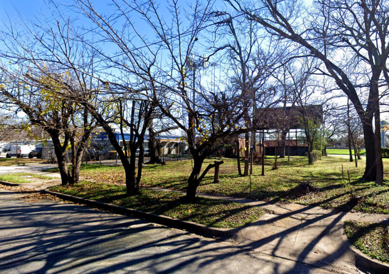 4612 Terry St.